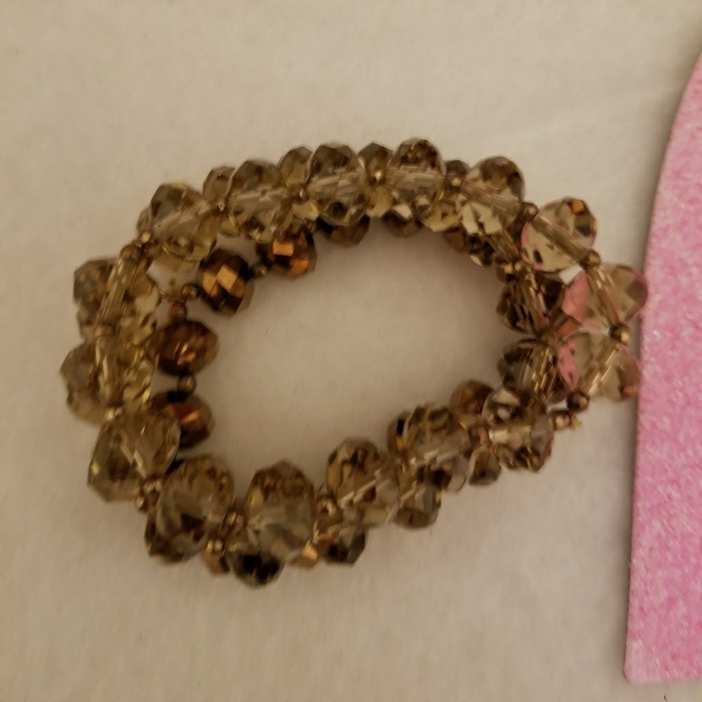 ๐Amber Colored Tri Layered Bracelet๐ - Picture 3 of 8